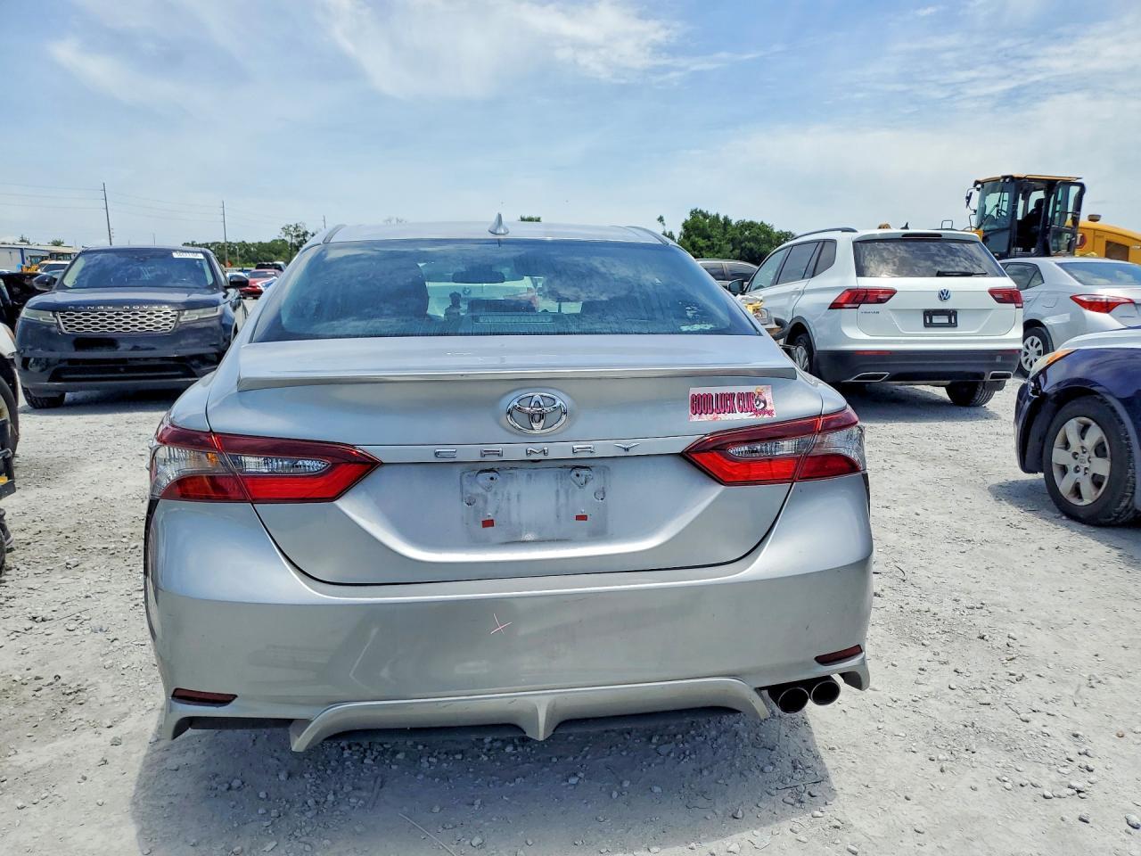 2021 Toyota Camry Se - zdjęcie 6