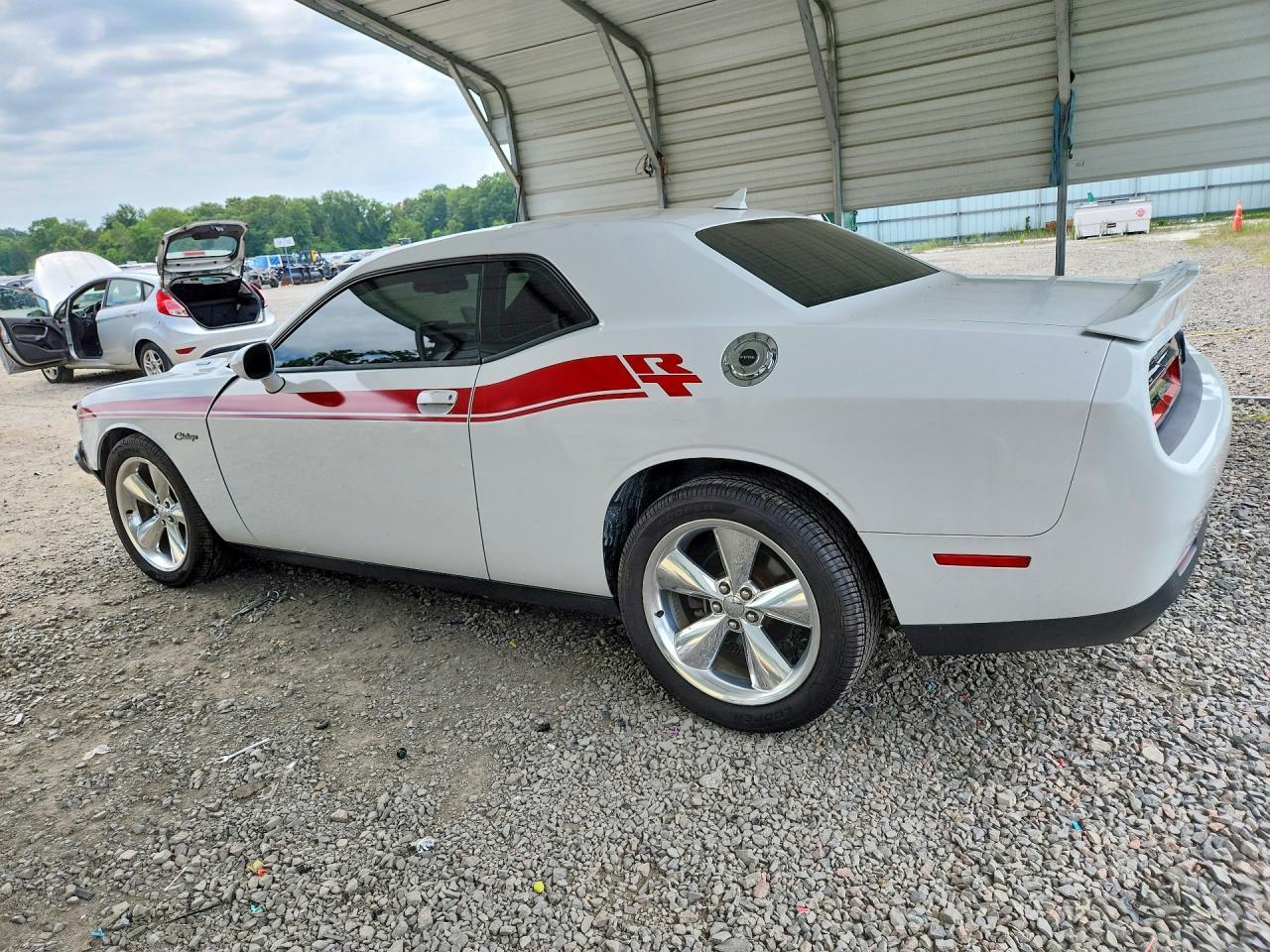 2015 Dodge Challenger Sxt Plus - zdjęcie 2