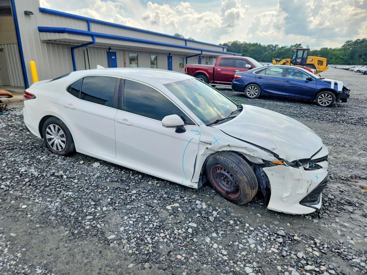 2019 Toyota Camry Hybrid Le - zdjęcie 4
