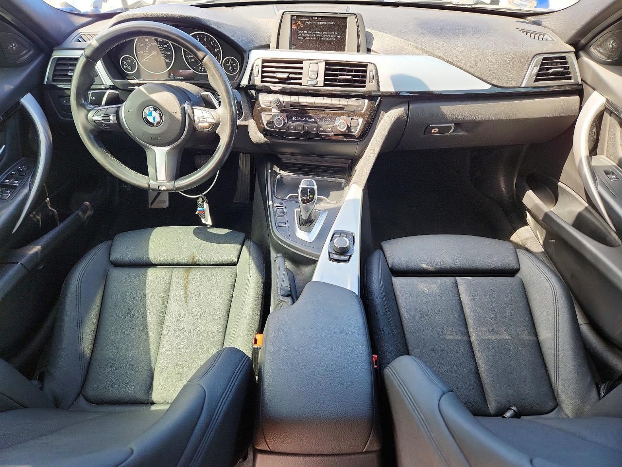 2017 BMW 330 I - zdjęcie 8