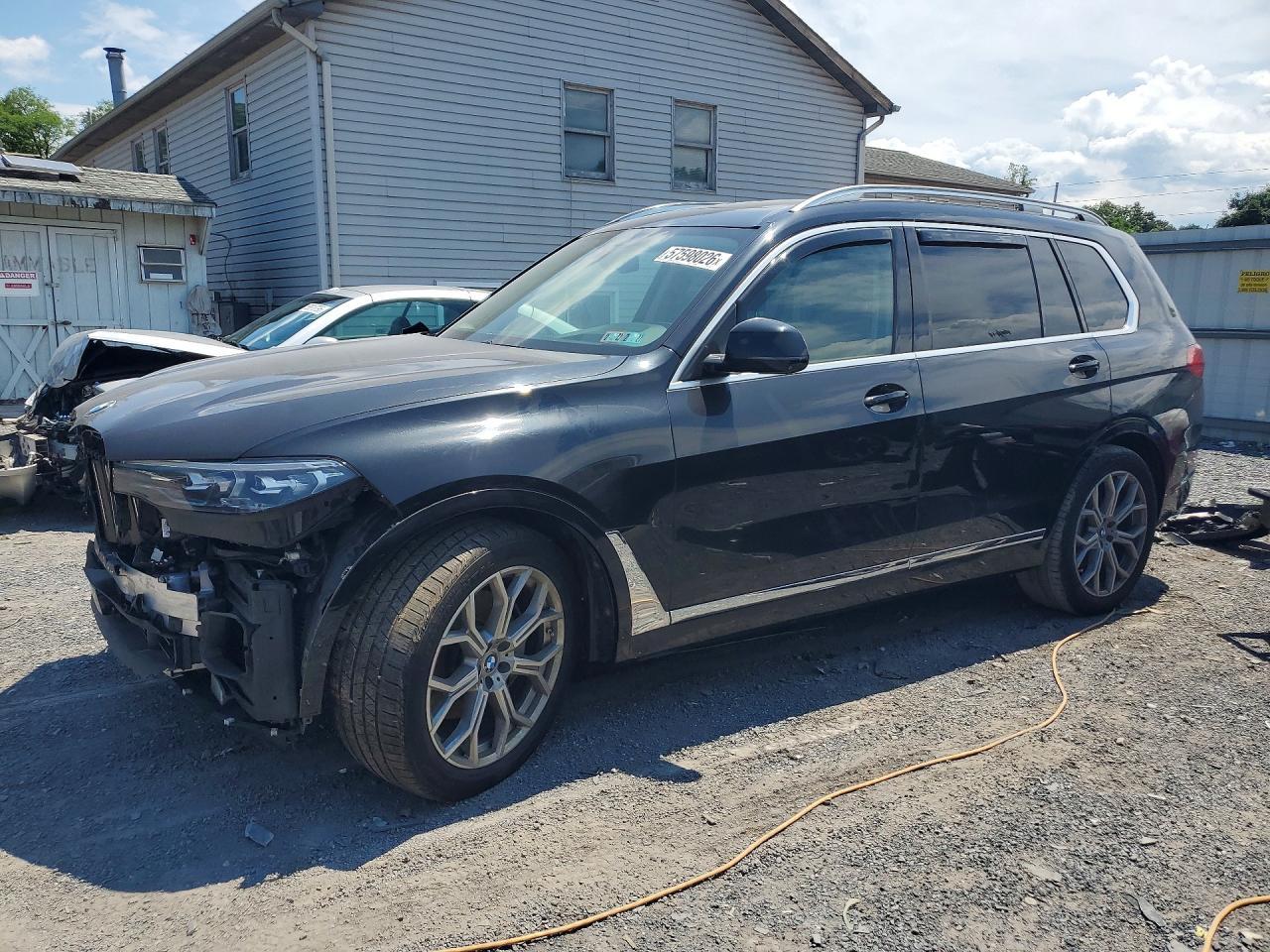 2019 BMW X7 xDrive50I - zdjęcie główne