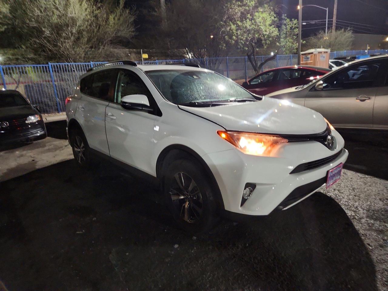 2018 Toyota Rav4 Xle - zdjęcie 4