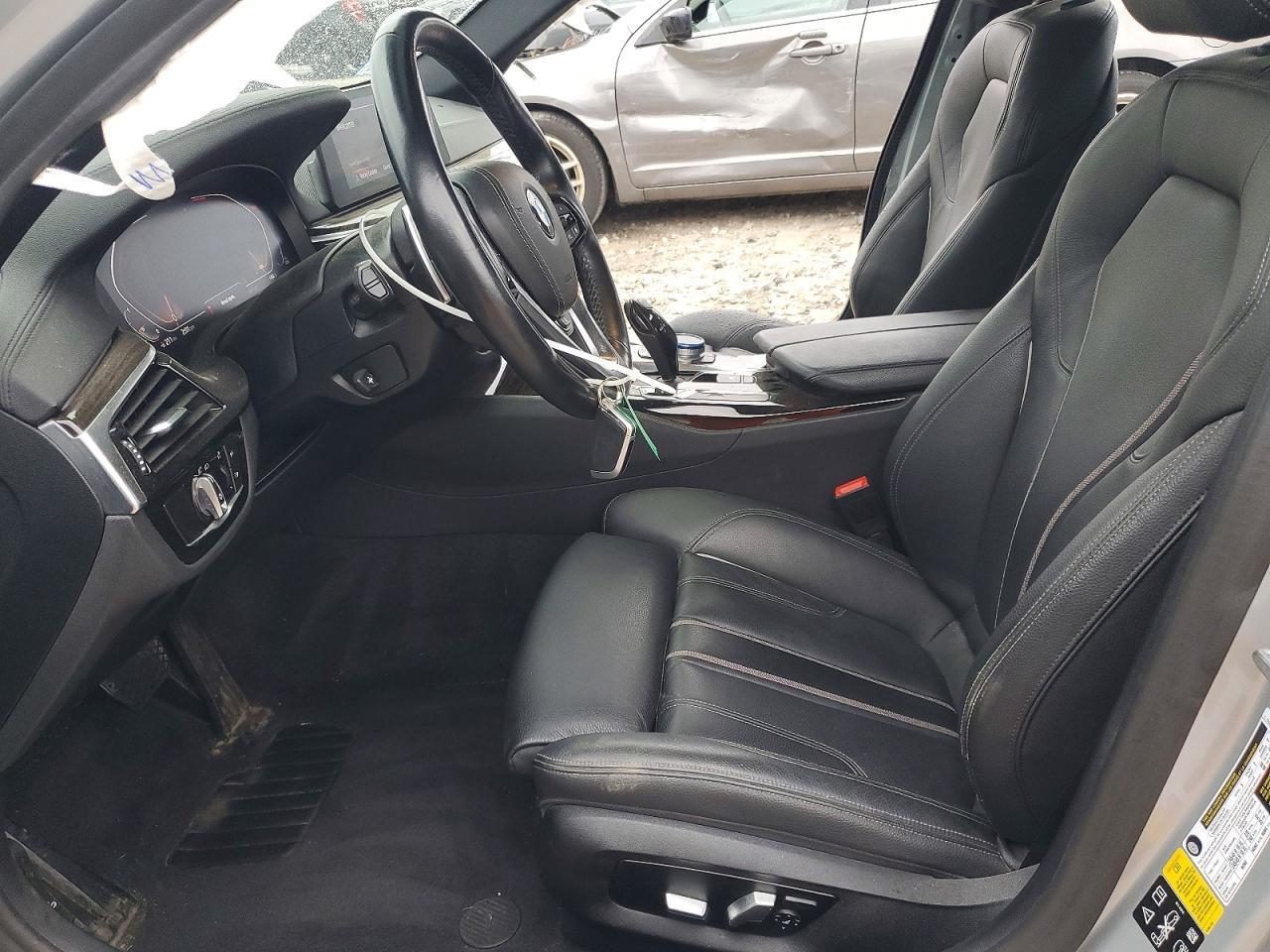 2020 BMW Seria 5 540i - zdjęcie 7