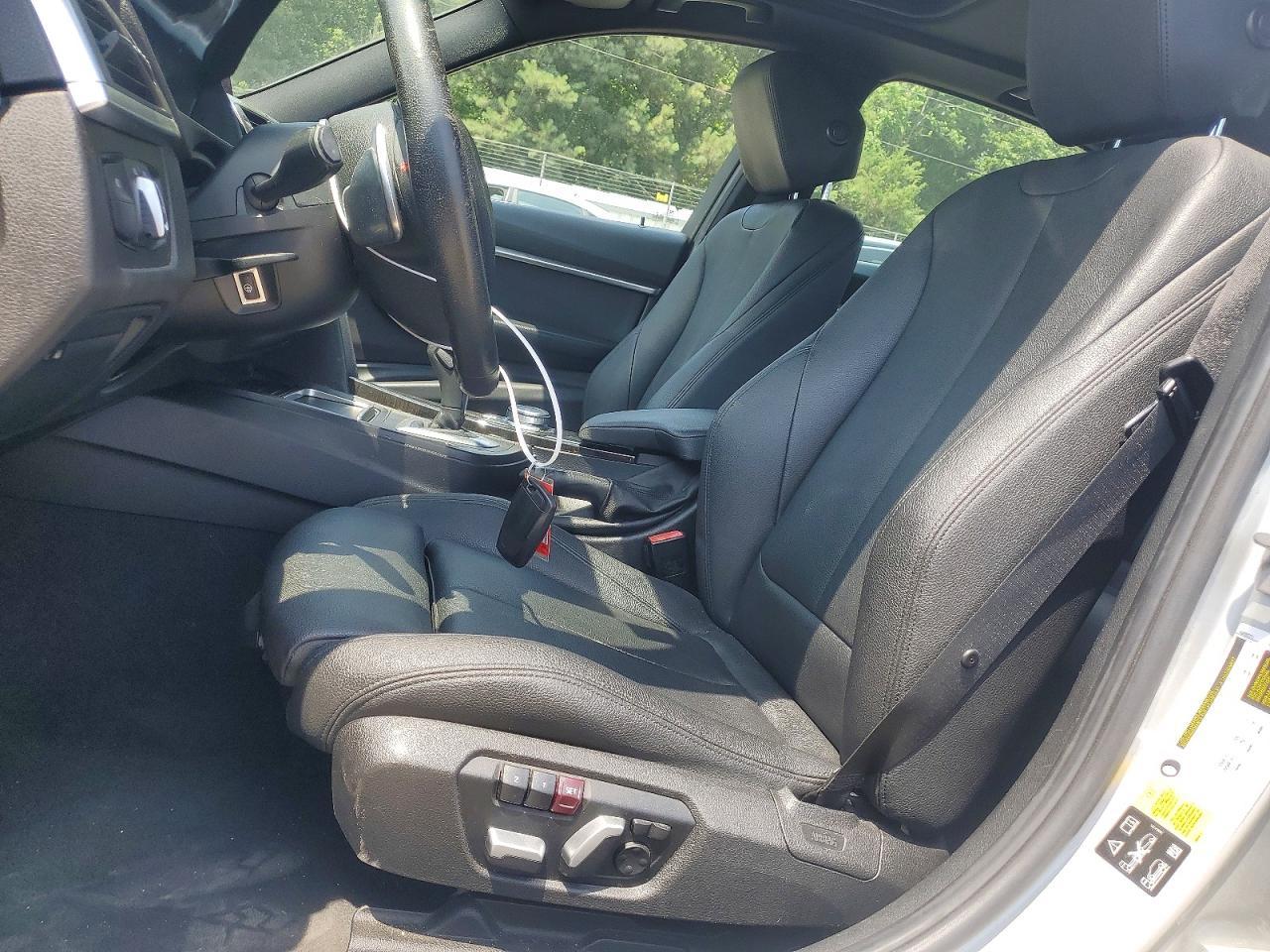 2018 BMW Seria 3 330i - zdjęcie 7