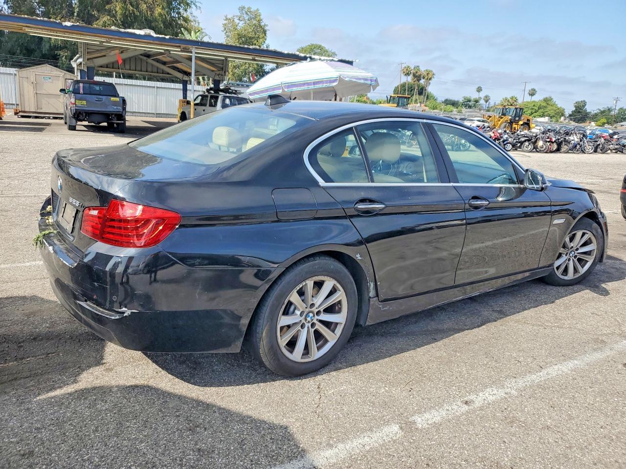 2016 BMW 528 I - zdjęcie 3