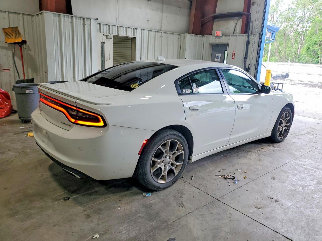 2016 Dodge Charger Sxt - zdjęcie 3