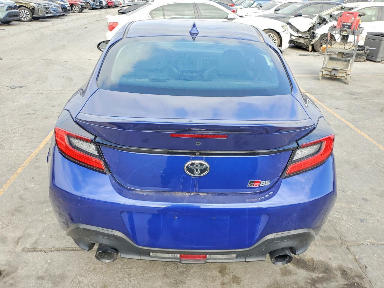 2025 Toyota Gr86 Premium - zdjęcie 6