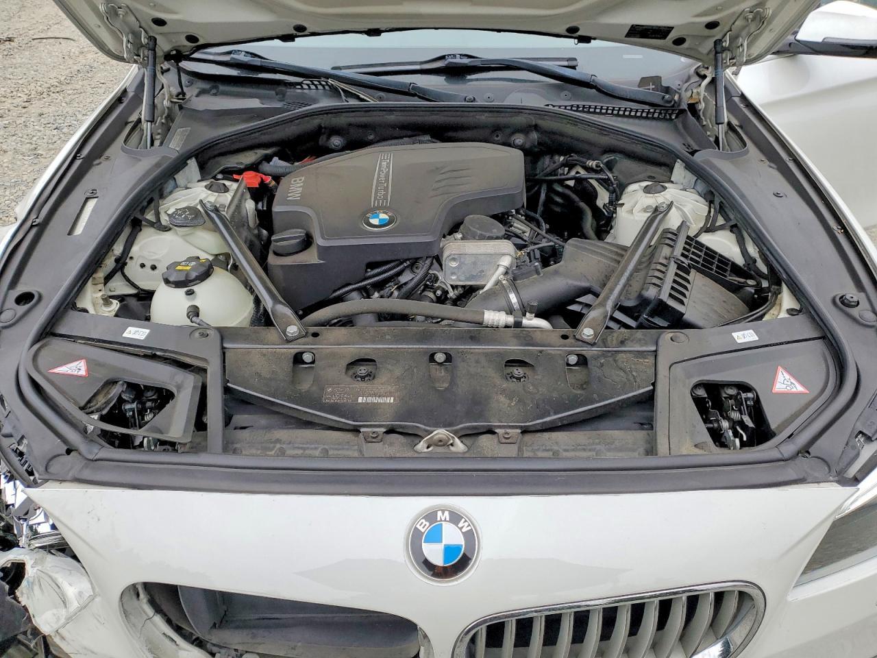 2014 BMW 528 Xi - zdjęcie 11