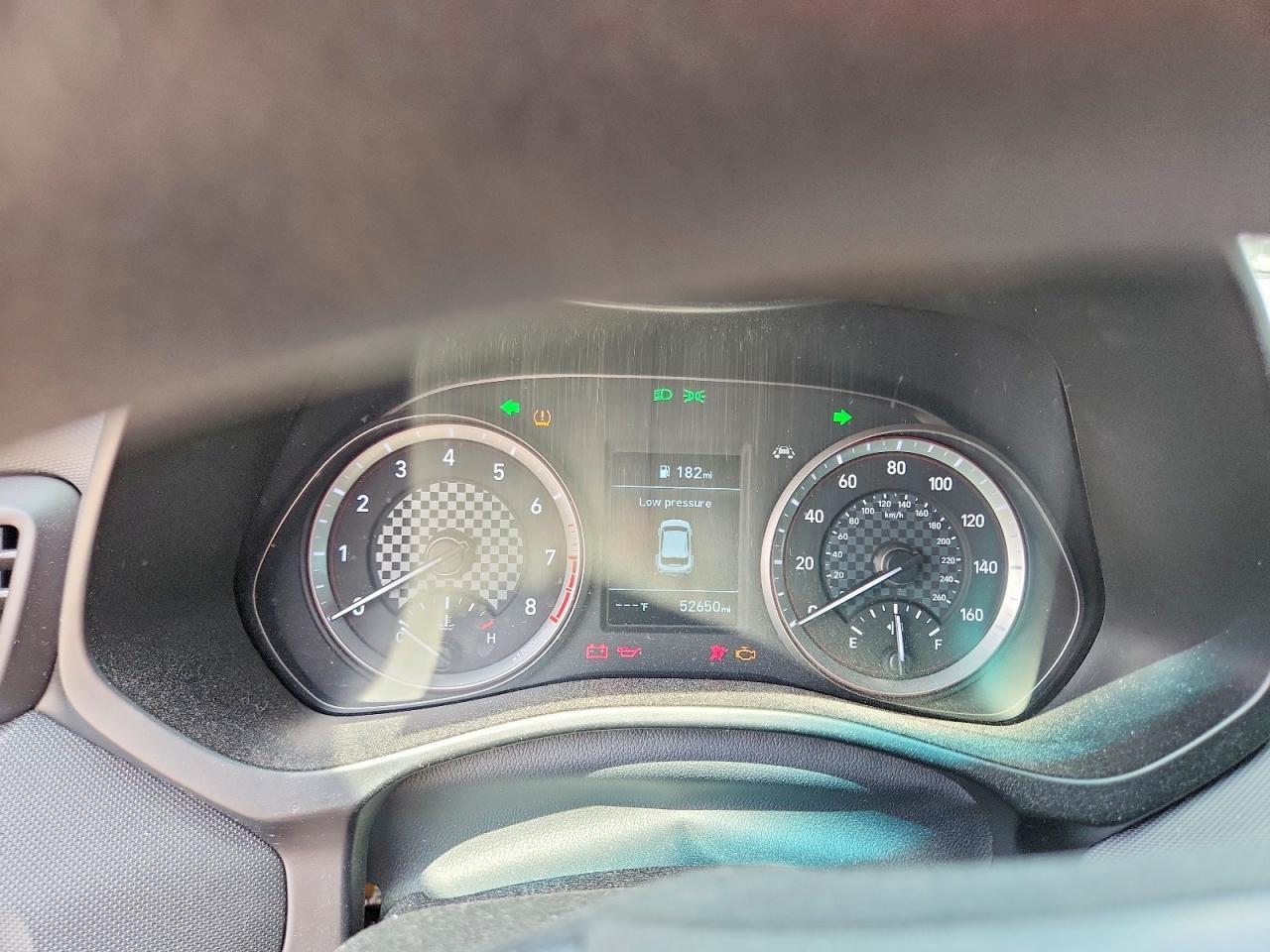 2020 Hyundai Veloster 2.0L - zdjęcie 9