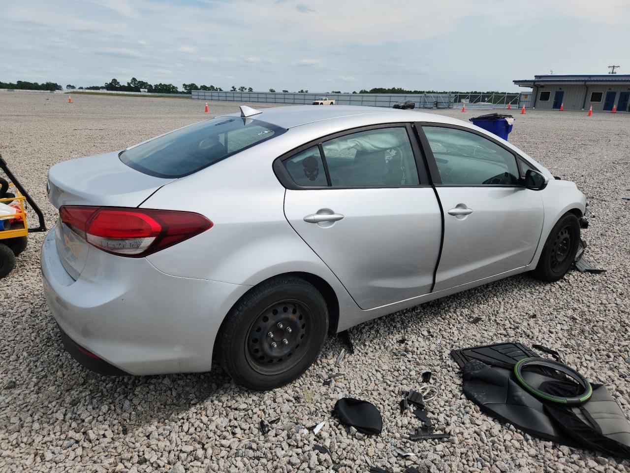 2017 Kia Forte Lx - zdjęcie 3