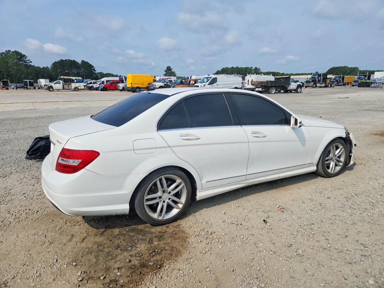 2013 Mercedes-Benz C 250 - zdjęcie 3