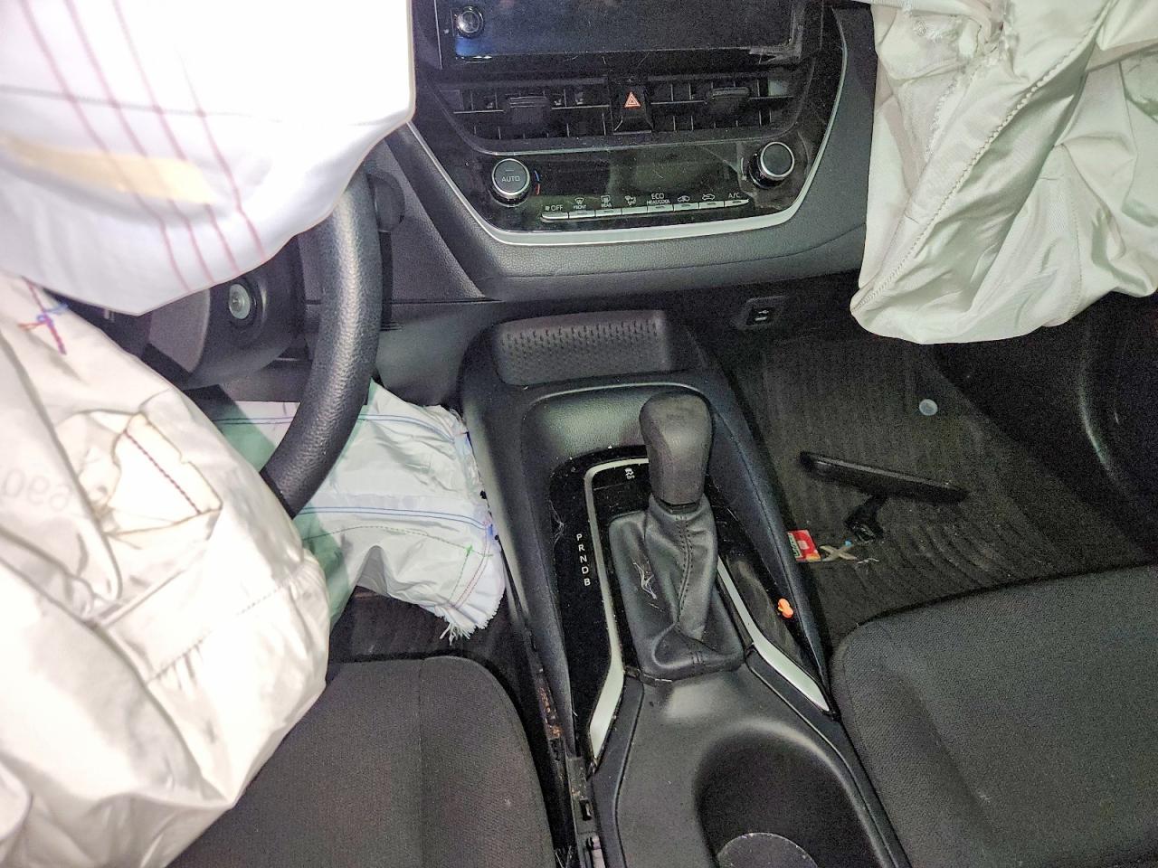 2024 Toyota Corolla Le - zdjęcie 8