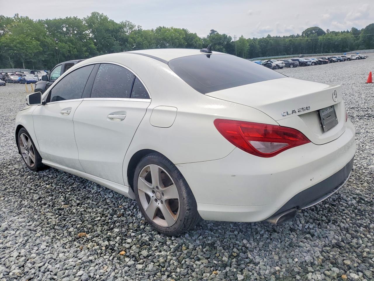 2015 Mercedes-Benz Cla 250 - zdjęcie 2