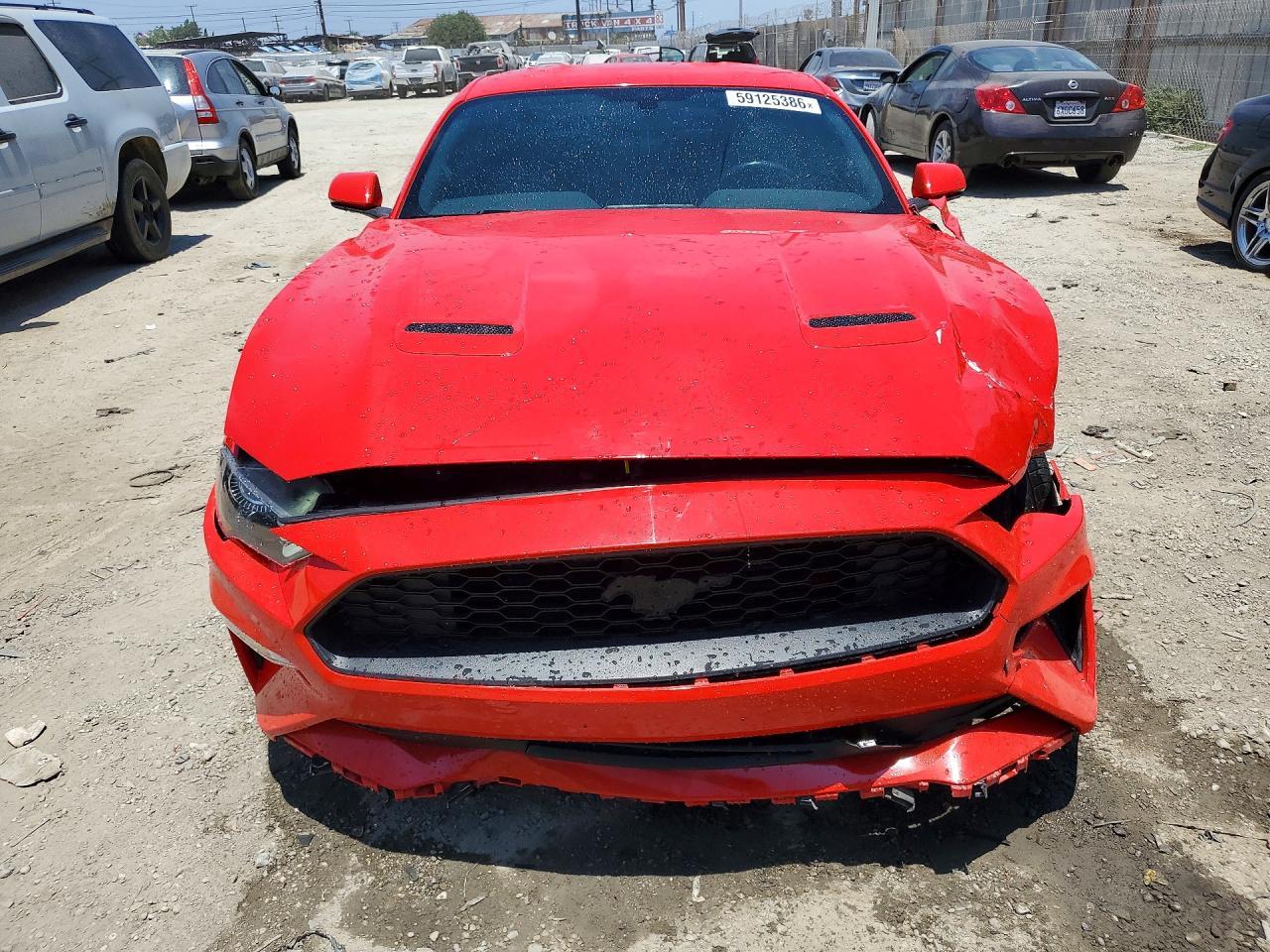 2019 Ford Mustang - zdjęcie 5