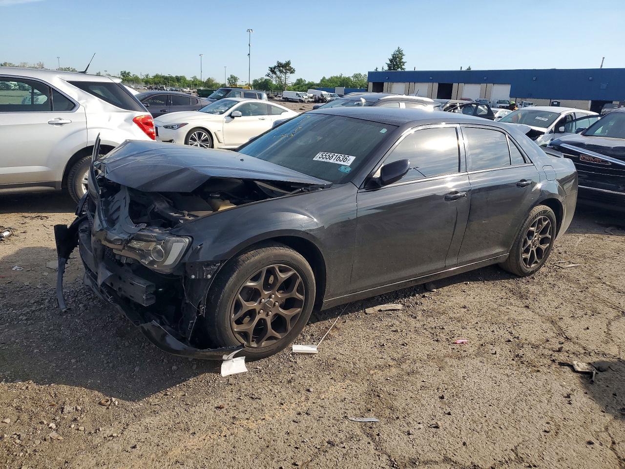 2016 Chrysler 300 S - zdjęcie główne