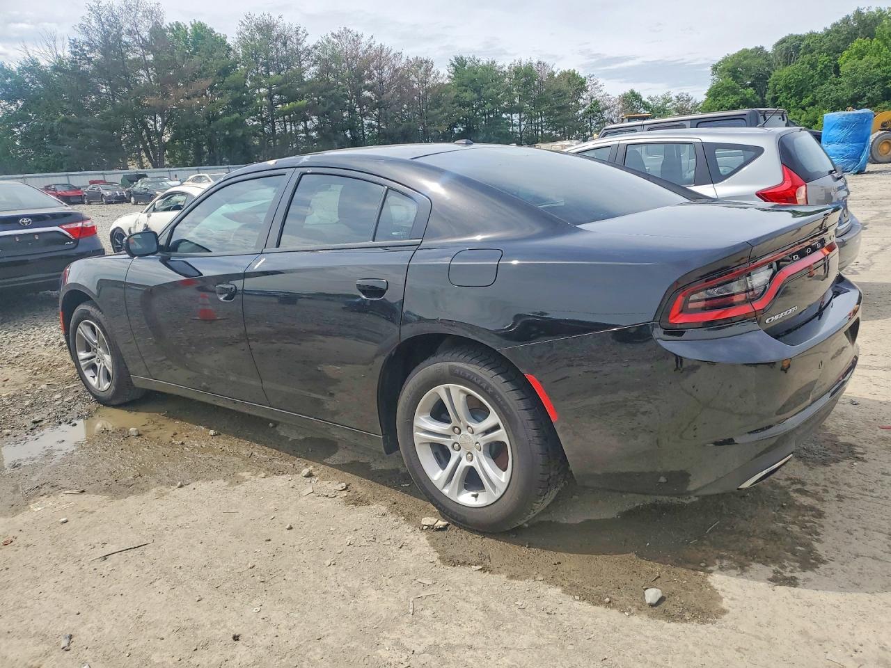 2018 Dodge Charger Sxt - zdjęcie 2