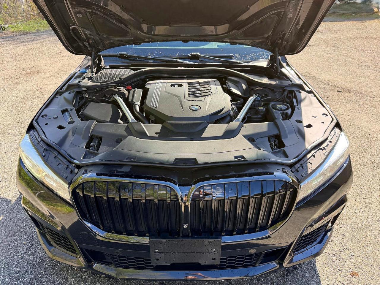 2022 BMW 740 Xi - zdjęcie 7