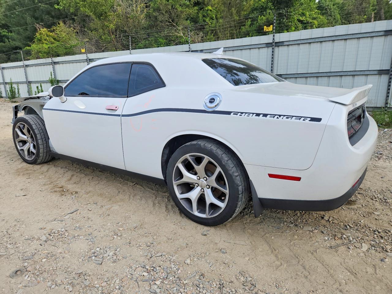 2016 Dodge Challenger Sxt - zdjęcie 2