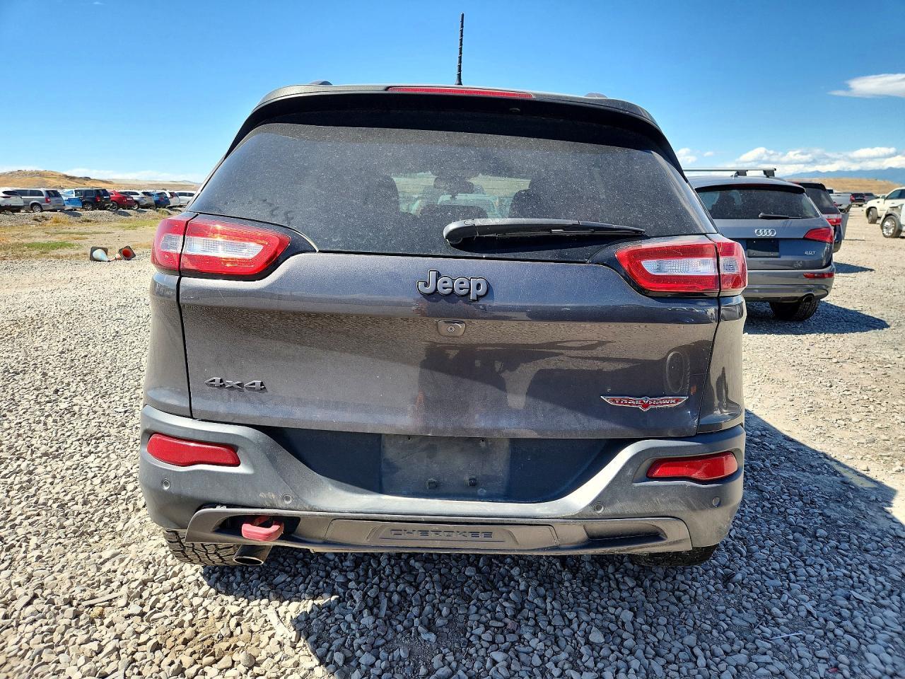 2018 Jeep Cherokee Trailhawk - zdjęcie 6