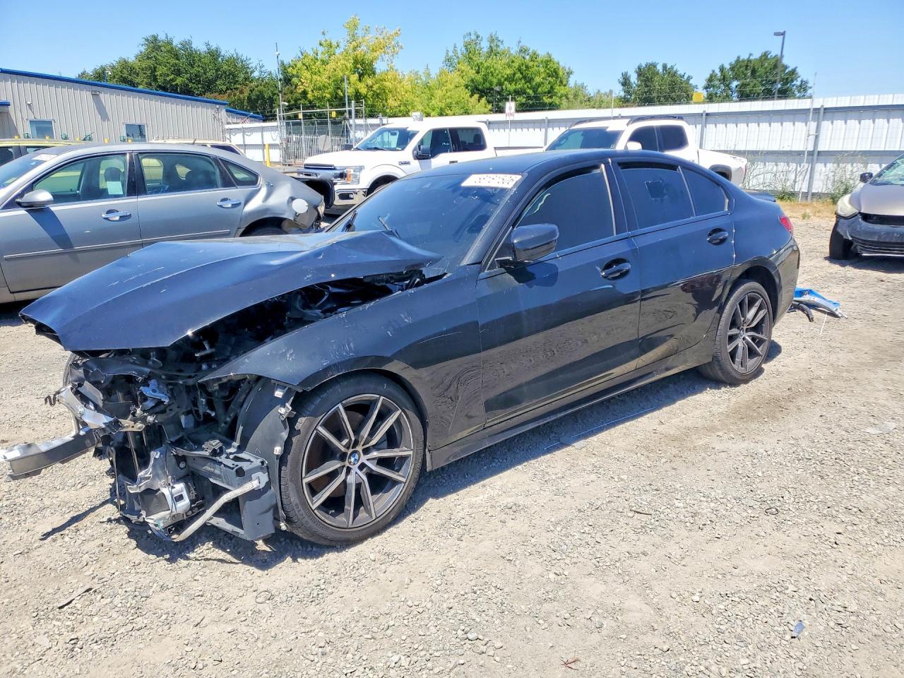 2021 BMW 330I - zdjęcie główne