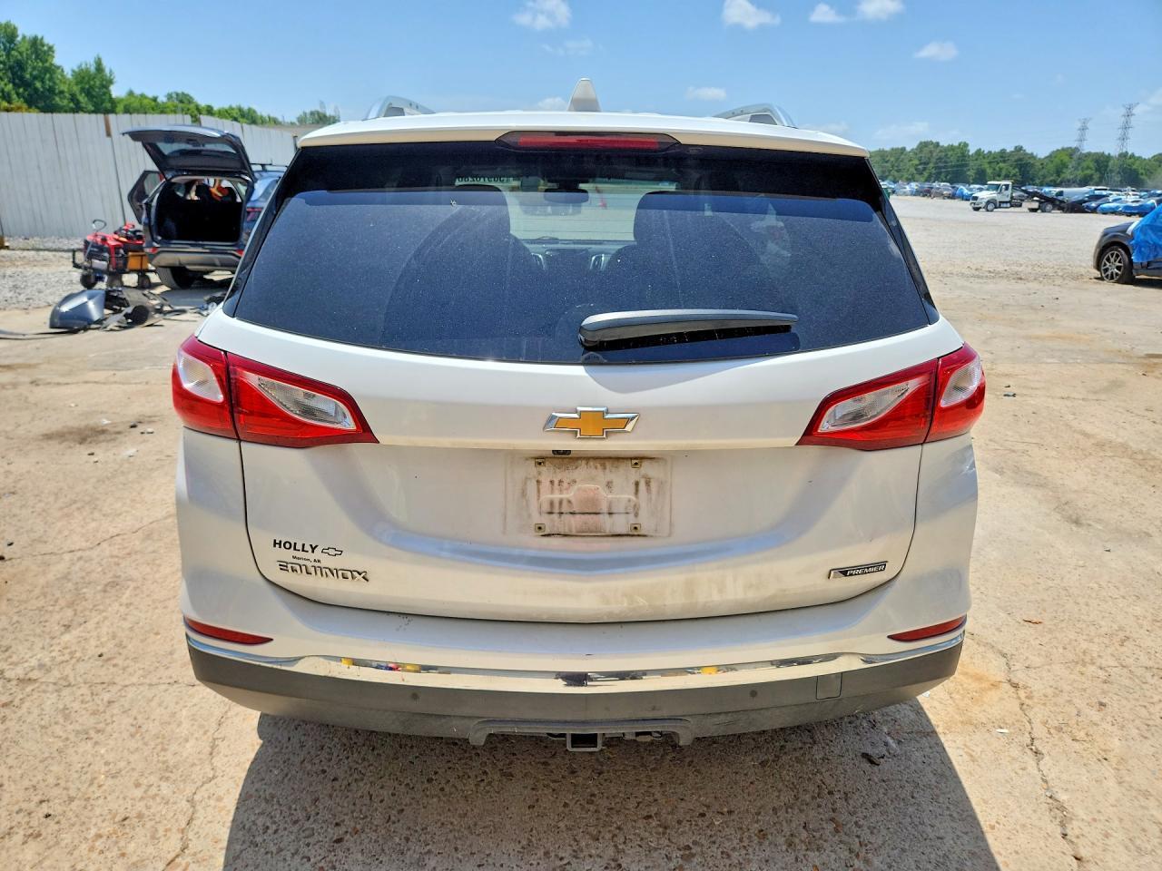 2018 Chevrolet Equinox Premier - zdjęcie 6