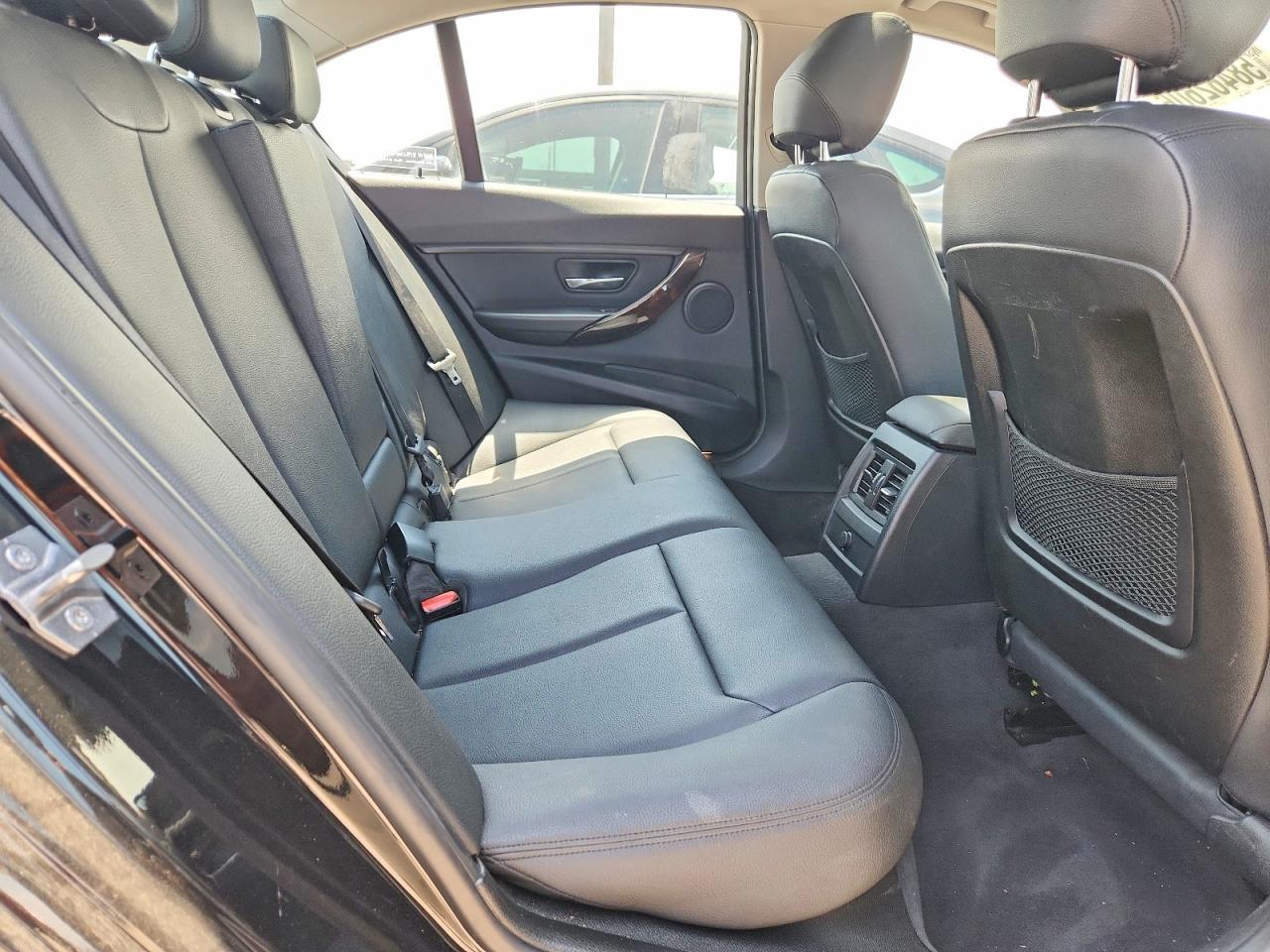 2015 BMW 328 Xi - zdjęcie 10