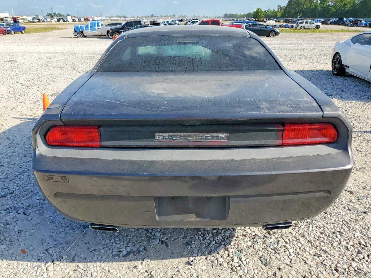 2013 Dodge Challenger Sxt - zdjęcie 6