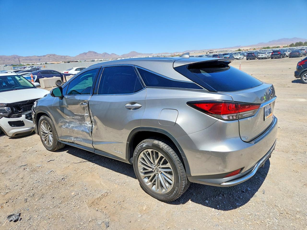 2020 Lexus Rx 450H - zdjęcie 2