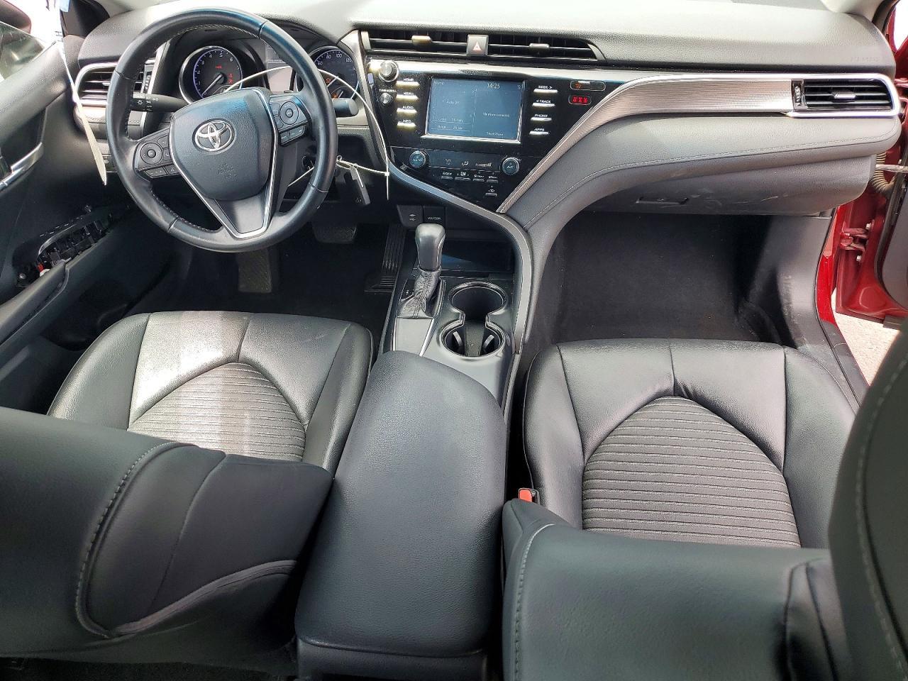 2018 Toyota Camry Se - zdjęcie 8
