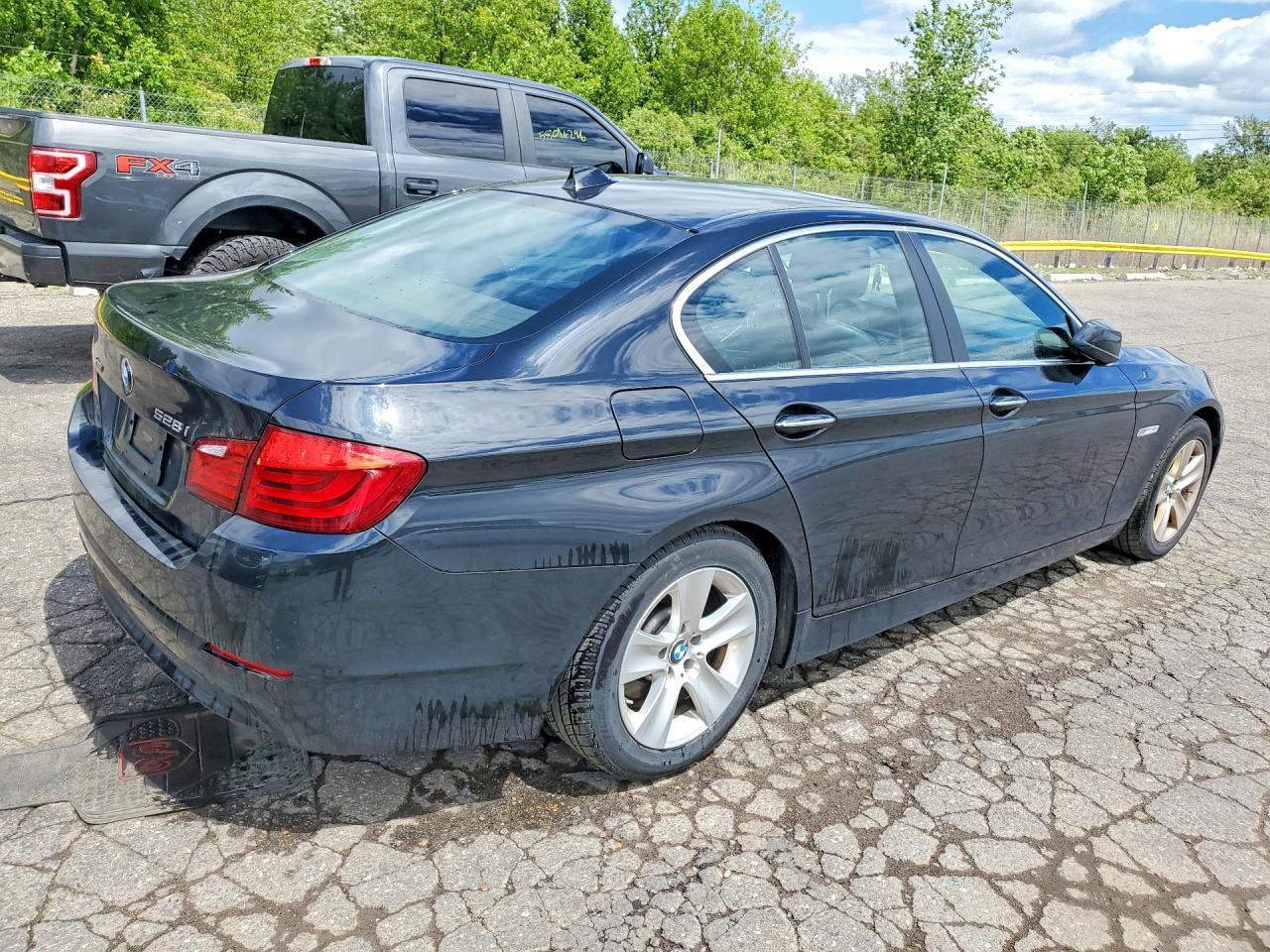 2013 BMW 528 Xi - zdjęcie 3