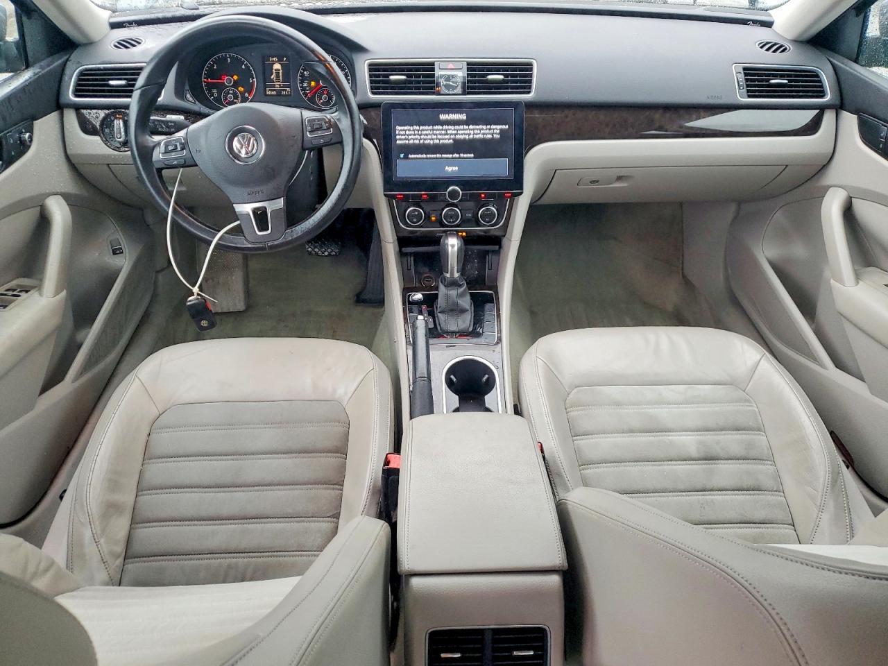 2014 Volkswagen Passat Sel - zdjęcie 8