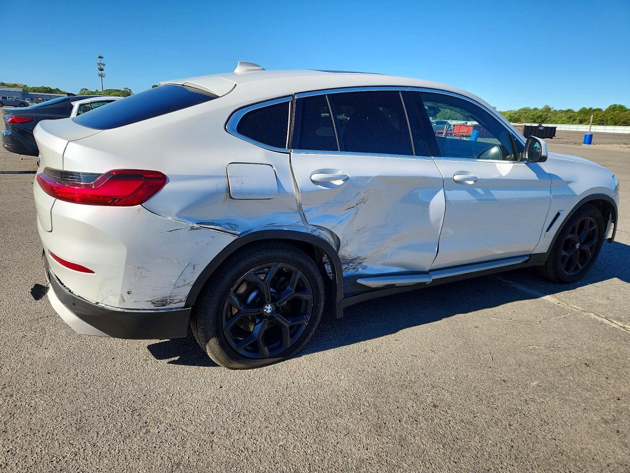 2024 BMW X4 xDrive30I - zdjęcie 3