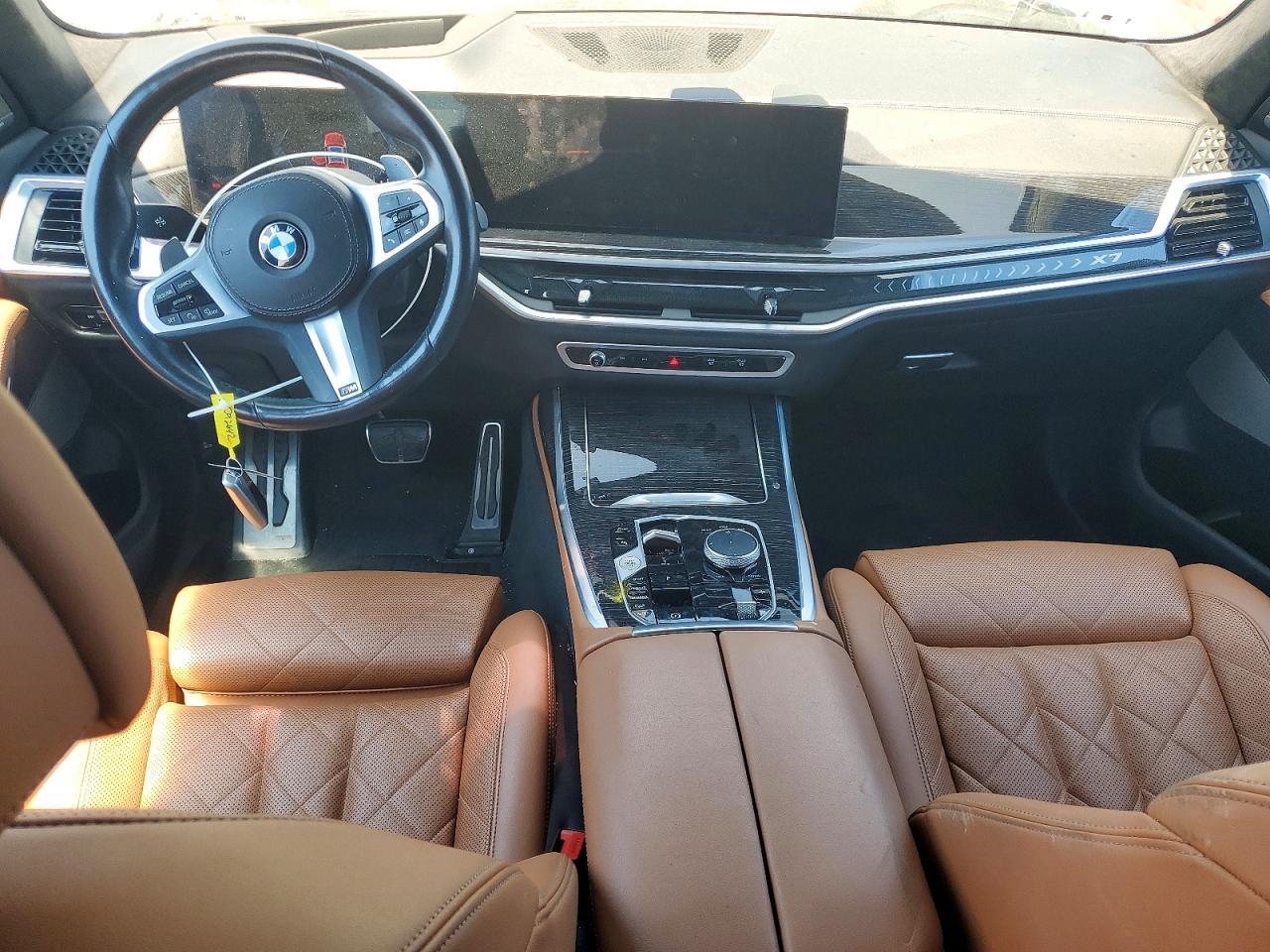 2023 BMW X7 xDrive40I - zdjęcie 8
