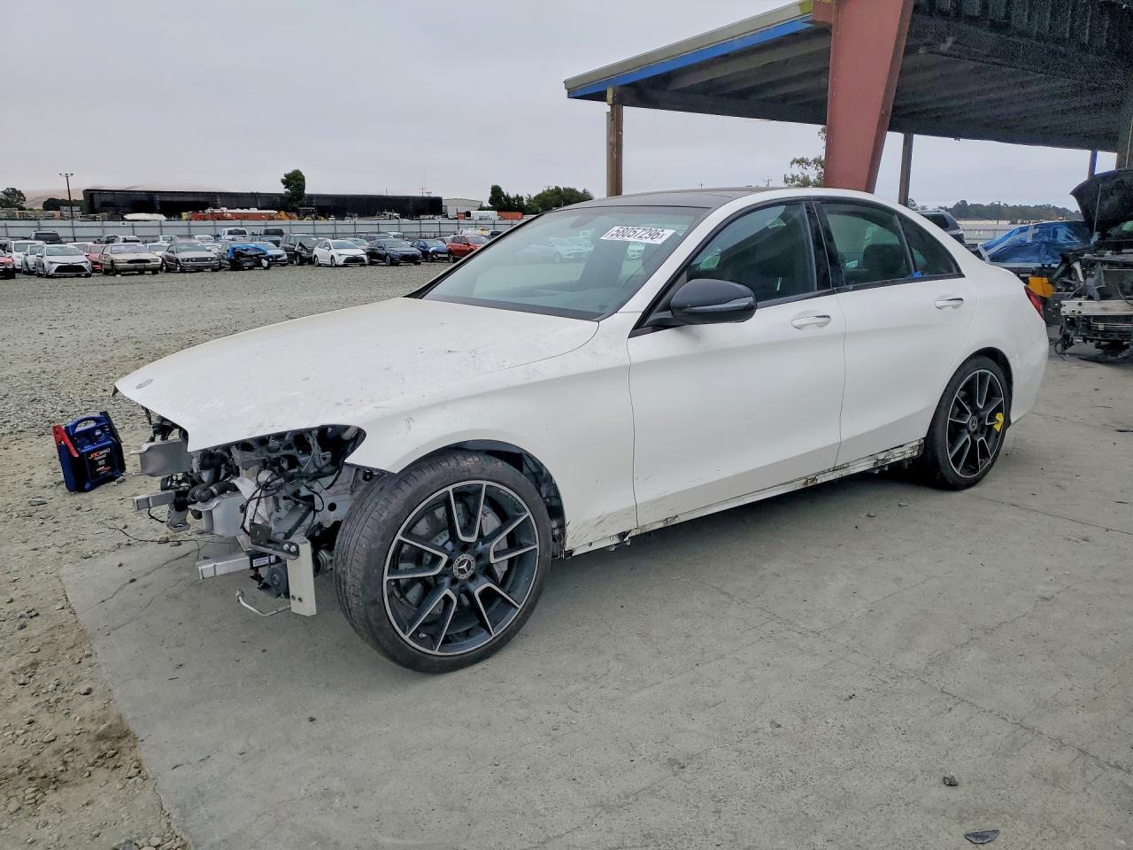 2019 Mercedes-Benz C 300 - zdjęcie główne