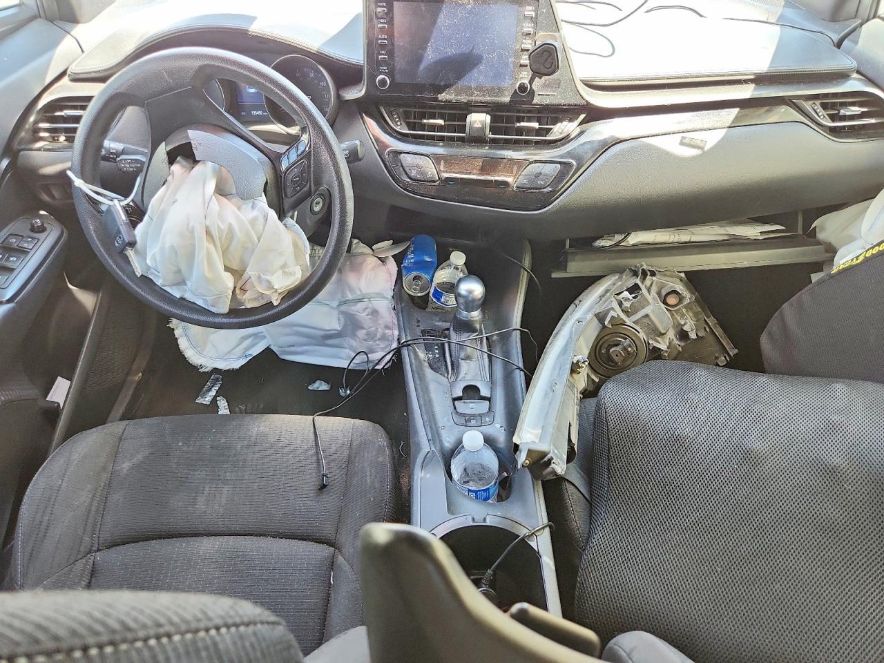 2019 Toyota C-Hr Le - zdjęcie 8