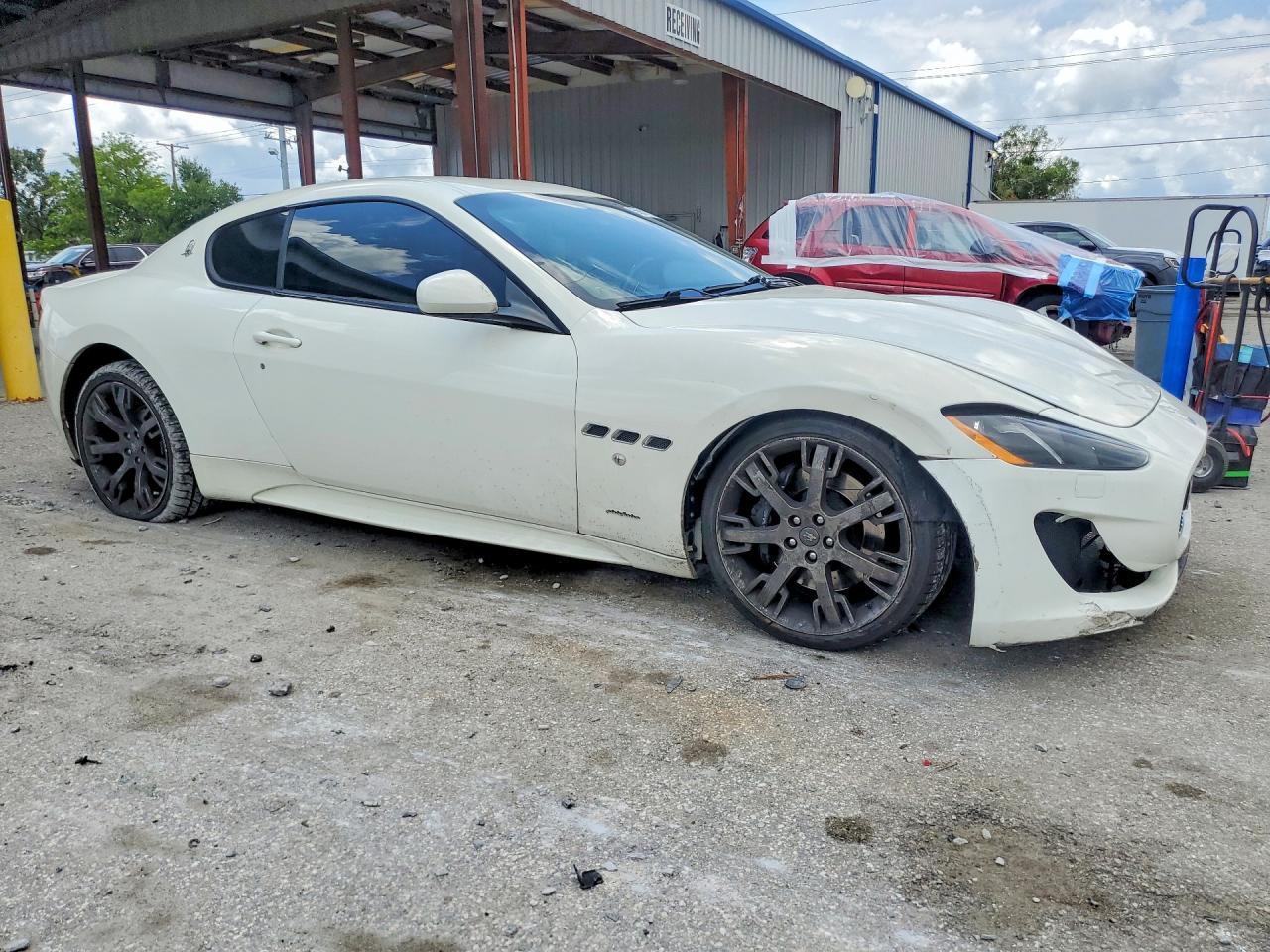2015 Maserati Granturismo S - zdjęcie 4