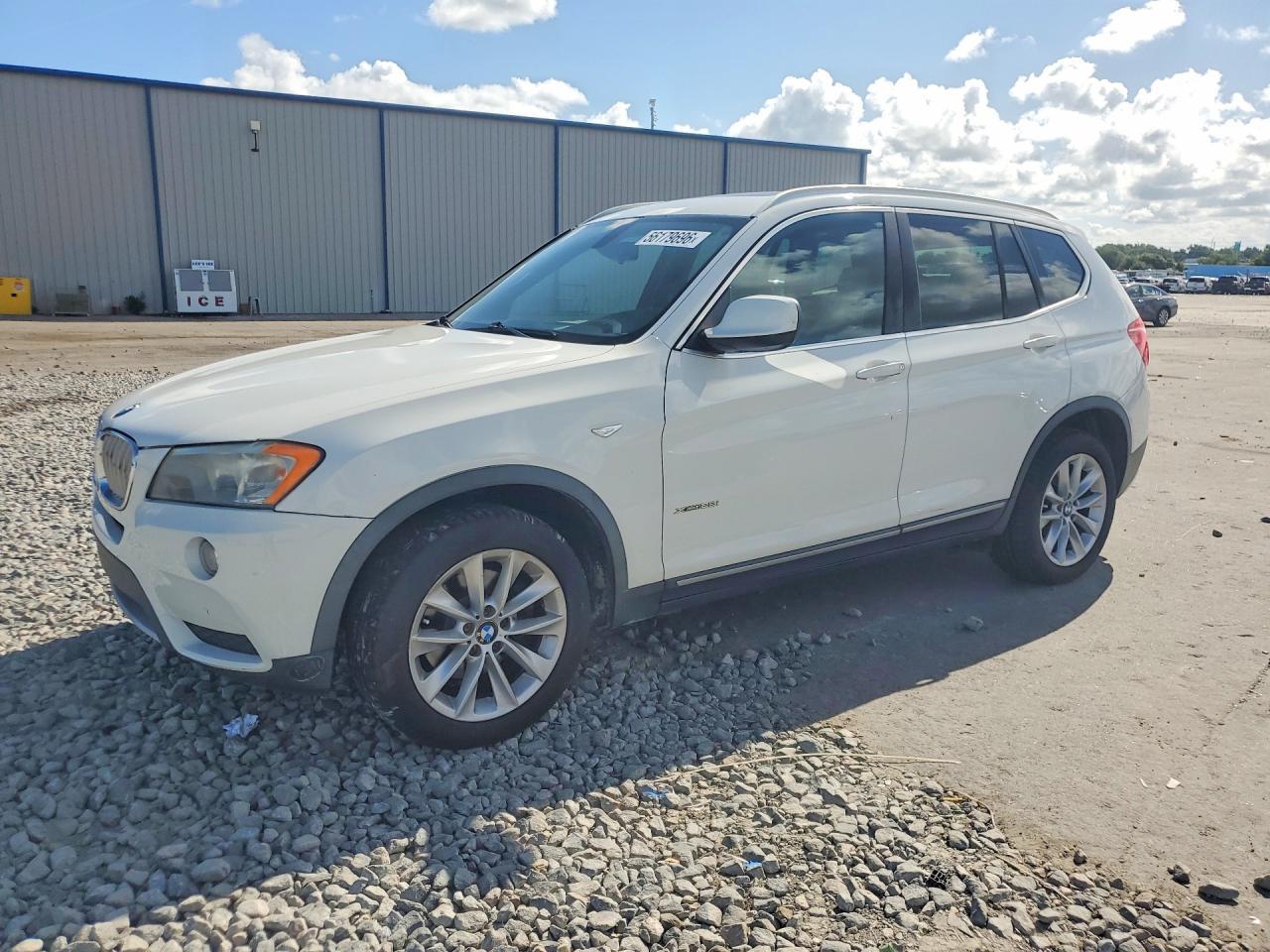 2013 BMW X3 xDrive28I - zdjęcie główne