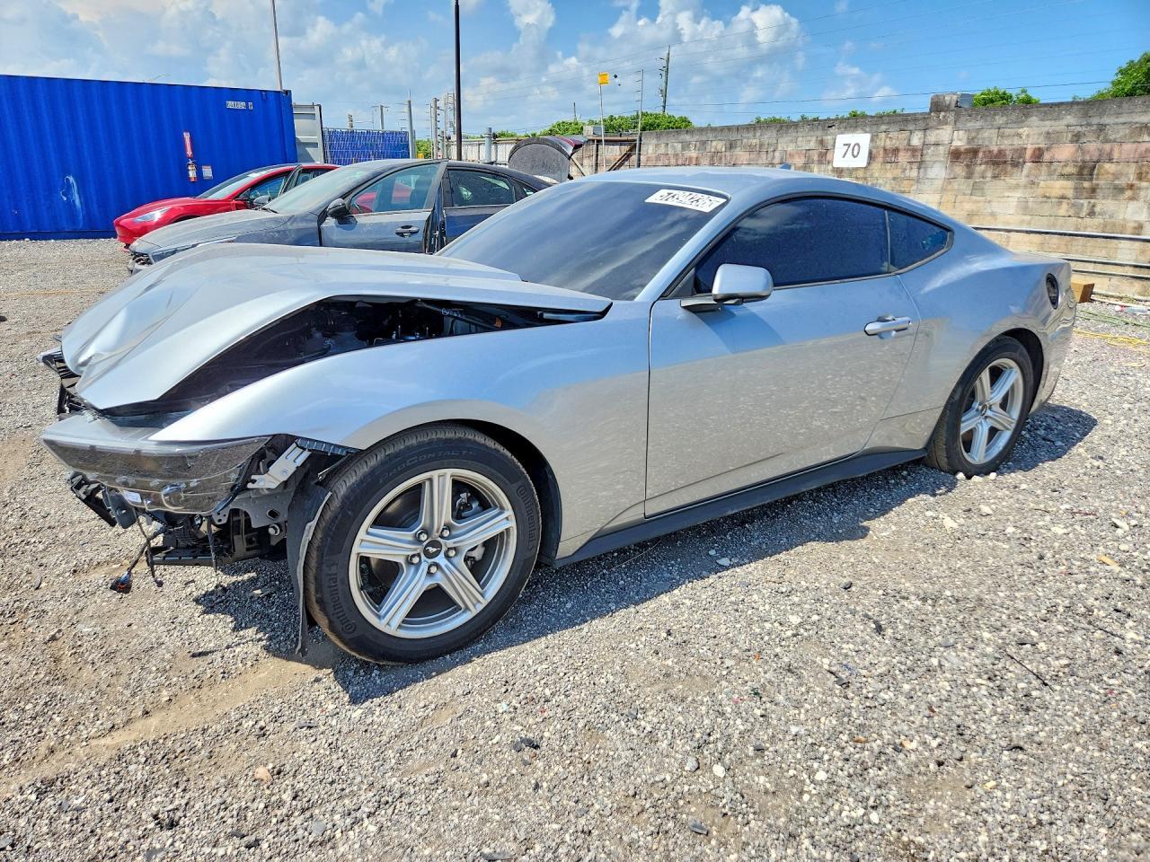 2026 Ford Mustang - zdjęcie główne