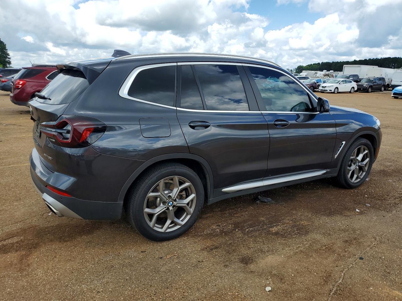 2022 BMW X3 xDrive30I - zdjęcie 3