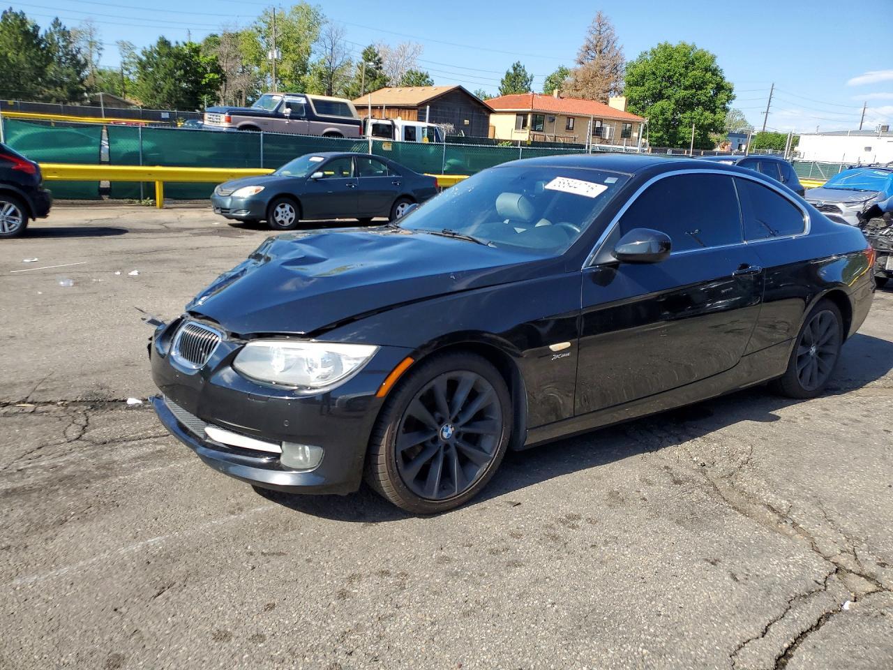 2013 BMW Seria 3 Coupe 328i - zdjęcie główne