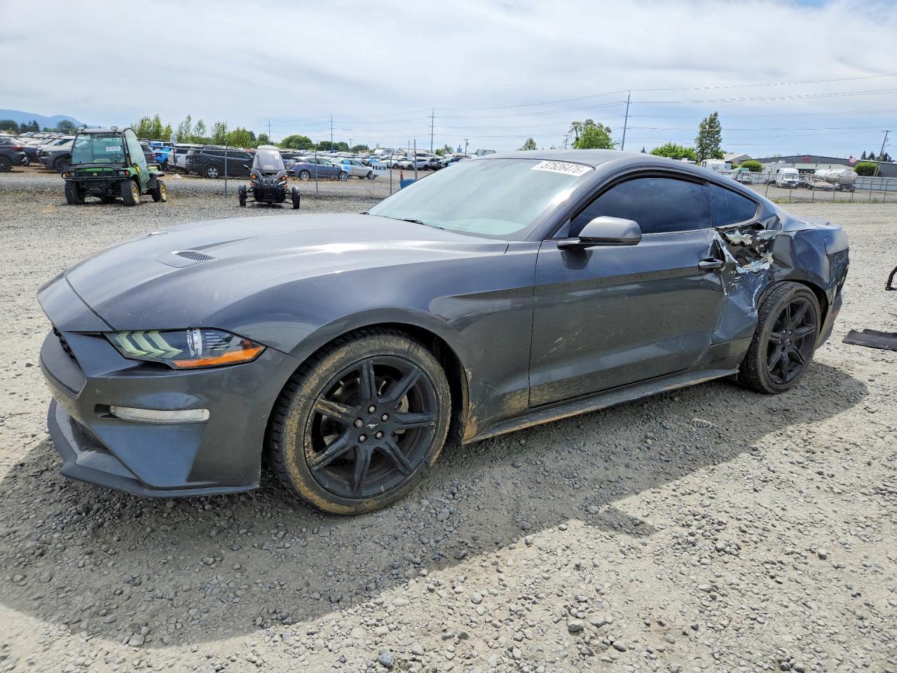 2018 Ford Mustang - zdjęcie główne