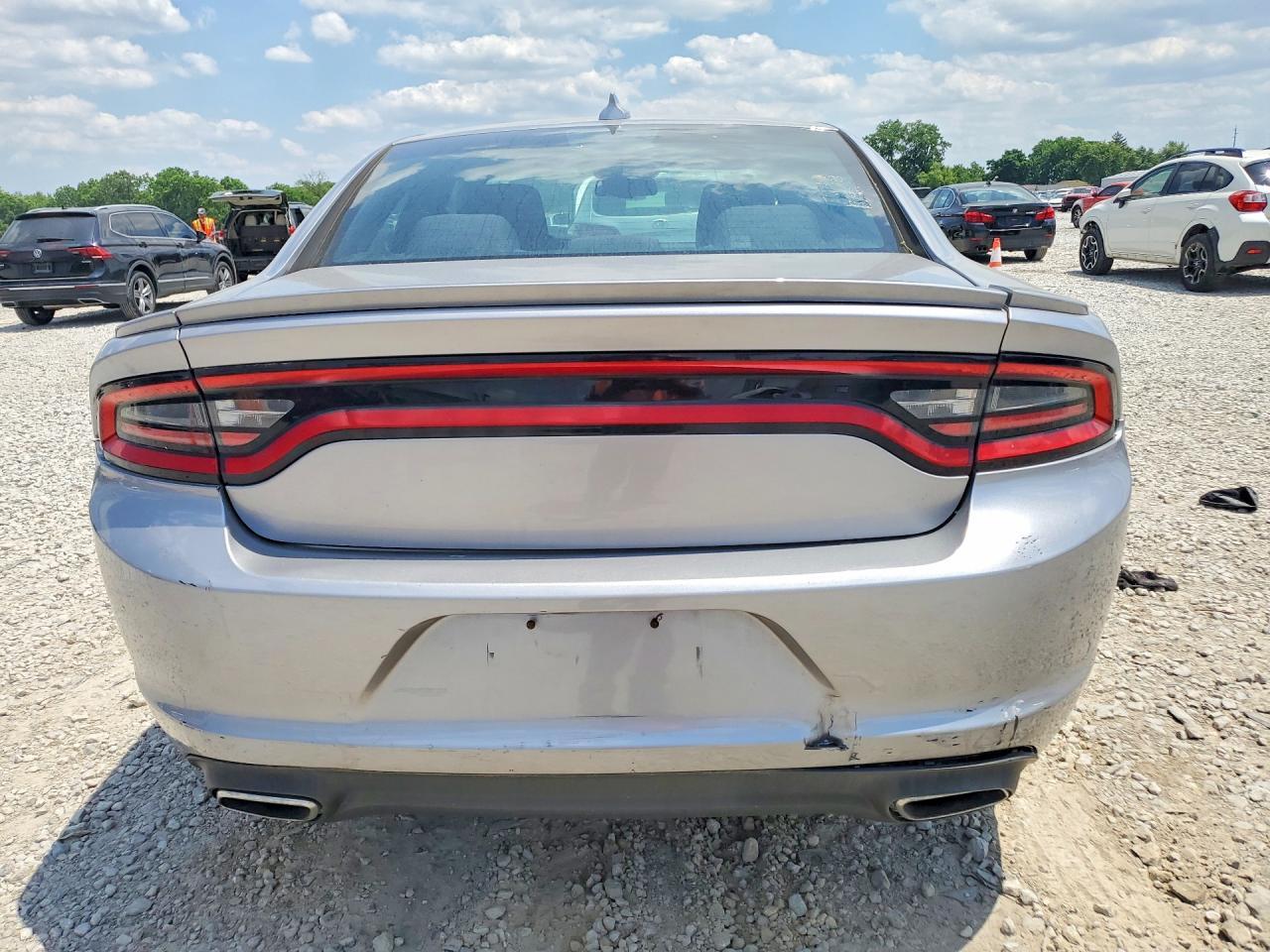 2015 Dodge Charger Sxt - zdjęcie 6