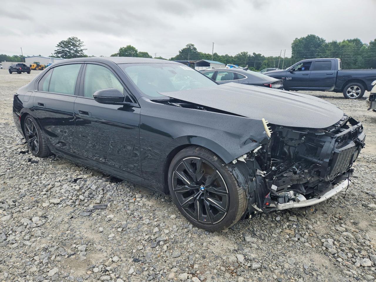 2025 BMW I7 xDrive60 - zdjęcie 4