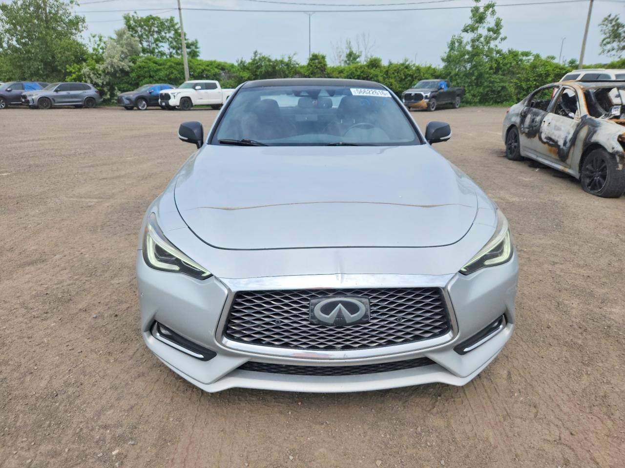2017 Infiniti Q60 Red Sport 400 - zdjęcie 5
