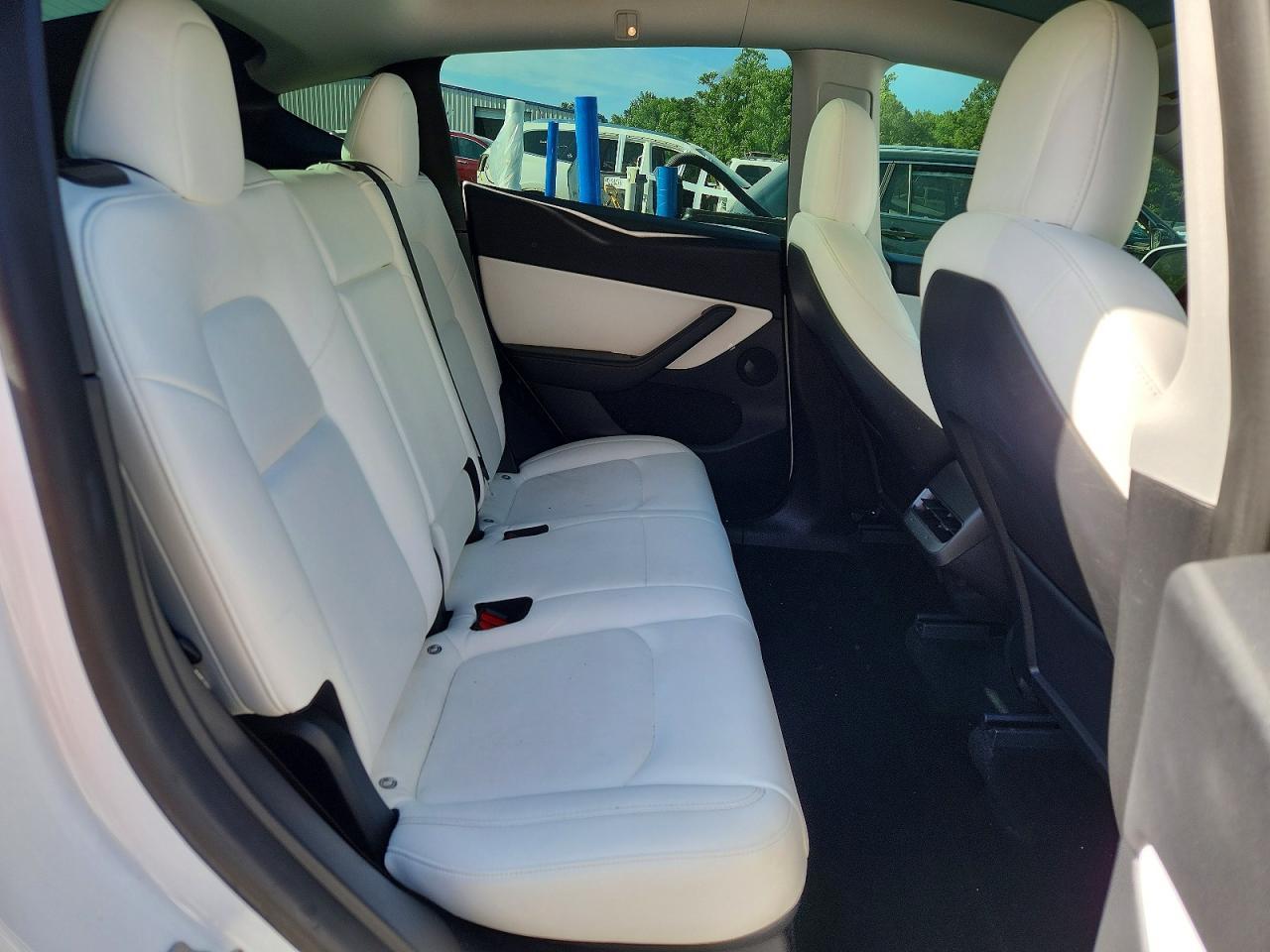 2021 Tesla Model Y - zdjęcie 11