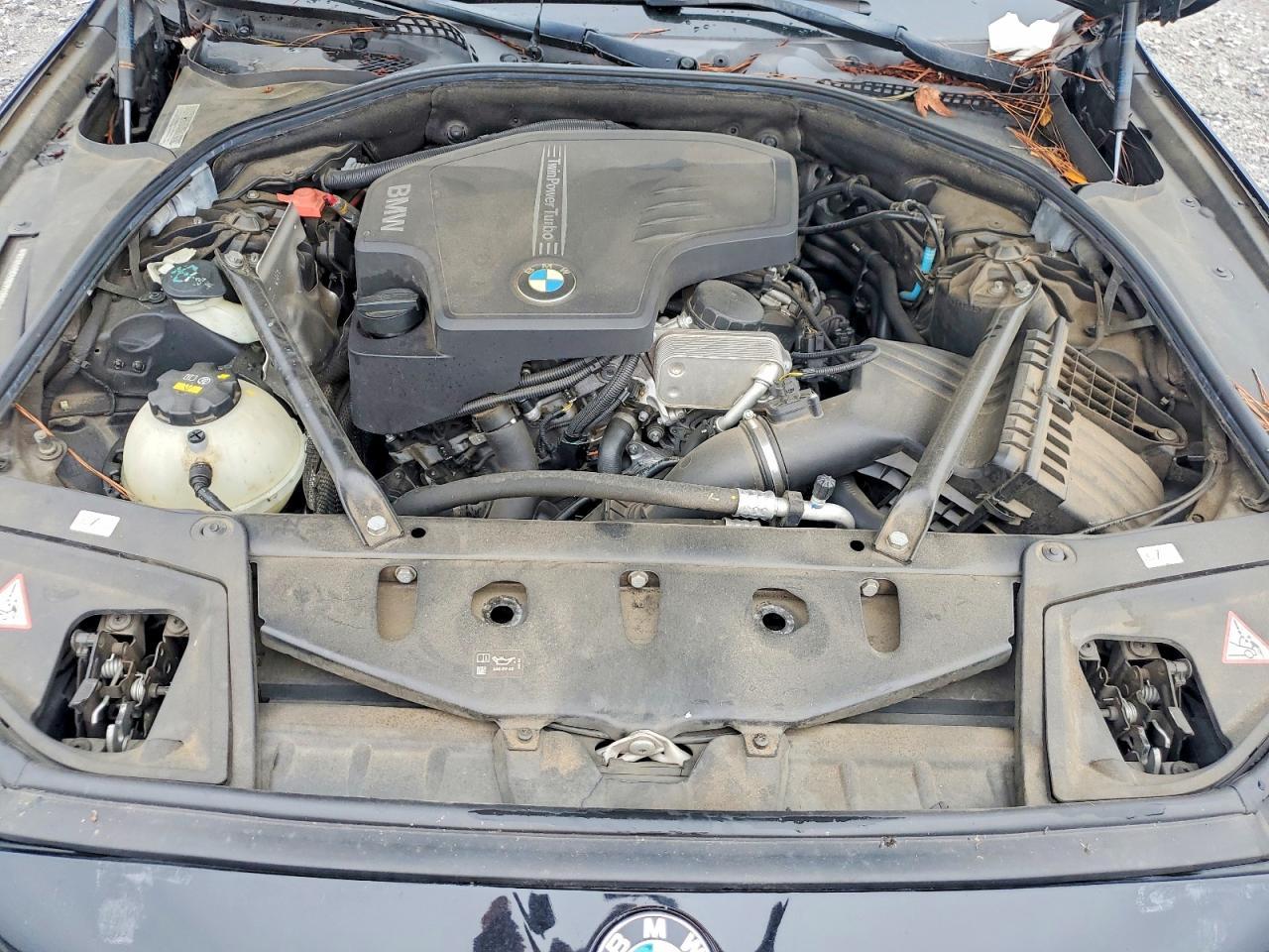 2016 BMW 528 I - zdjęcie 11
