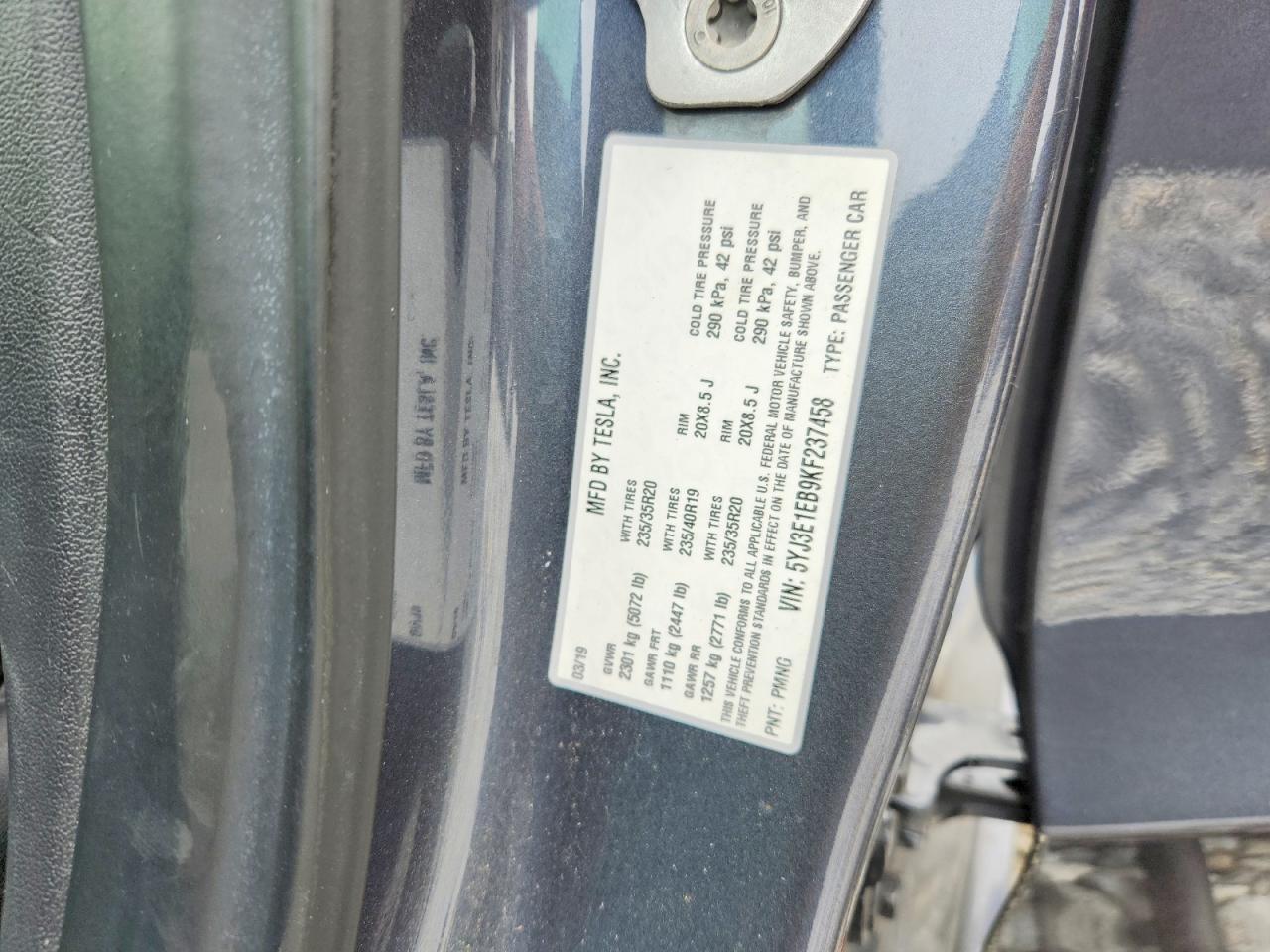 2019 Tesla Model 3 - zdjęcie 13
