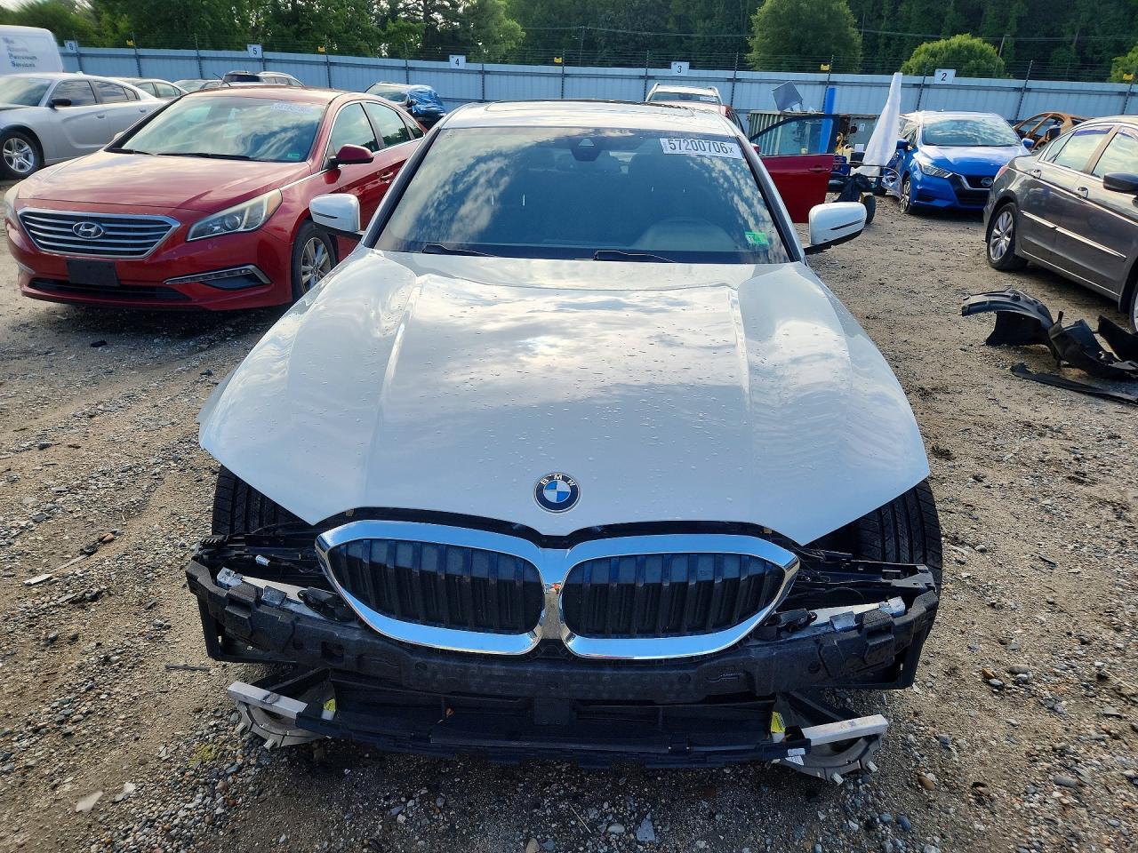 2021 BMW 330I - zdjęcie 5