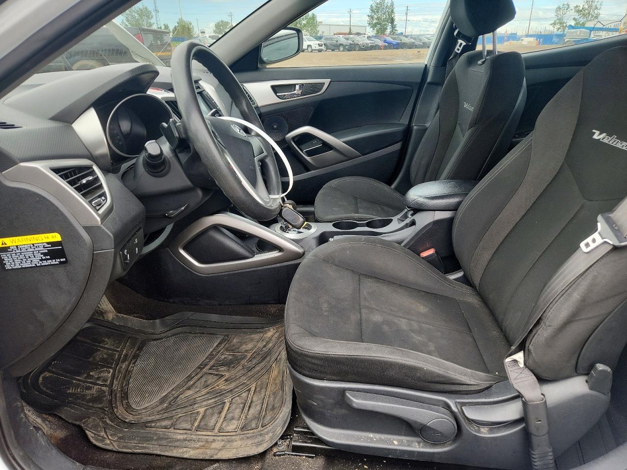 2016 Hyundai Veloster Base - zdjęcie 7
