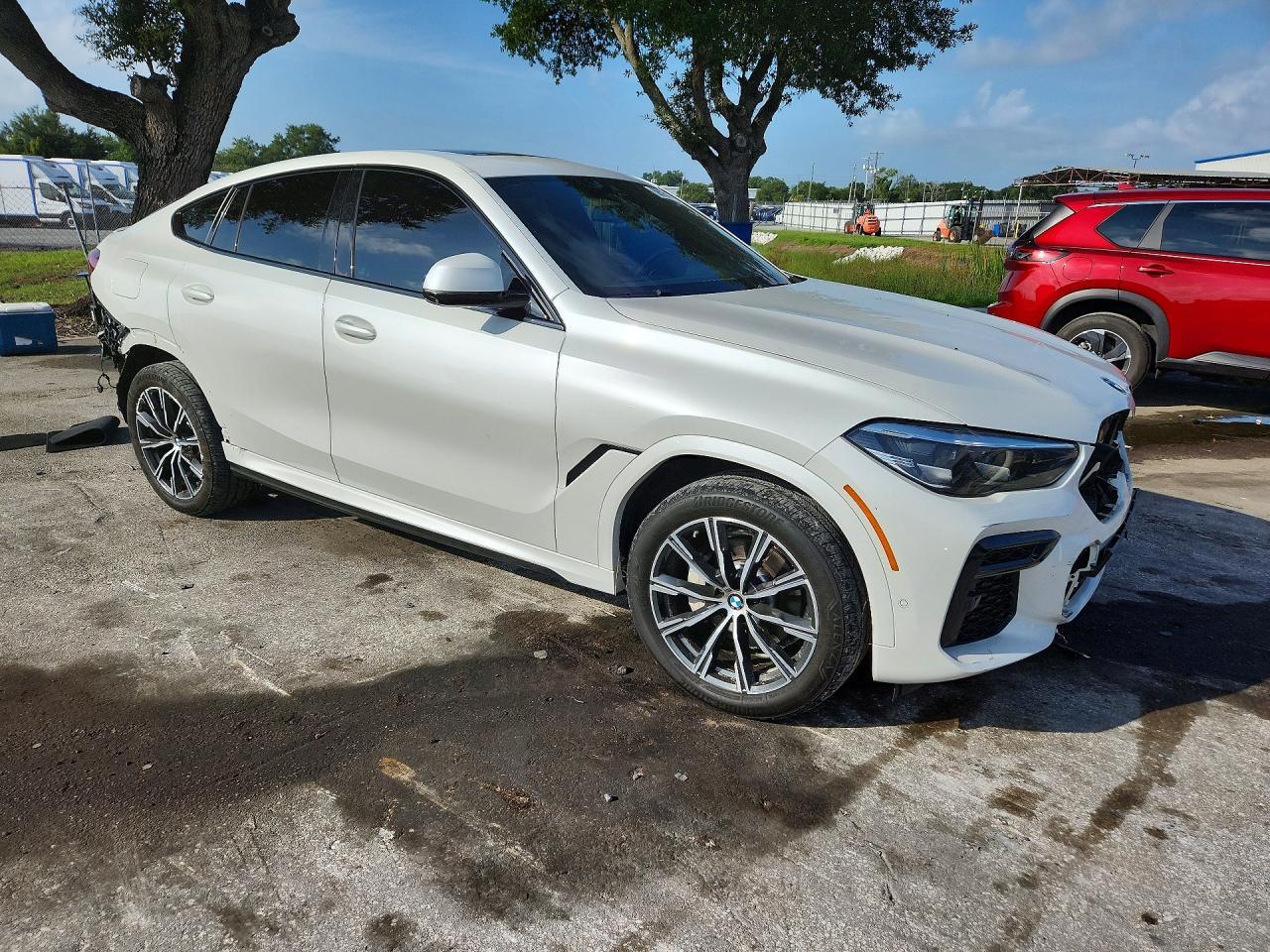 2023 BMW X6 xDrive40I - zdjęcie 4